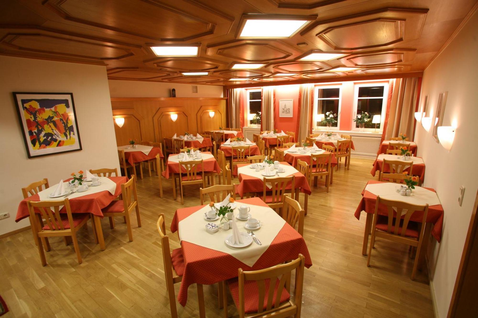Hotel Am Kuhbogen هوف المظهر الخارجي الصورة