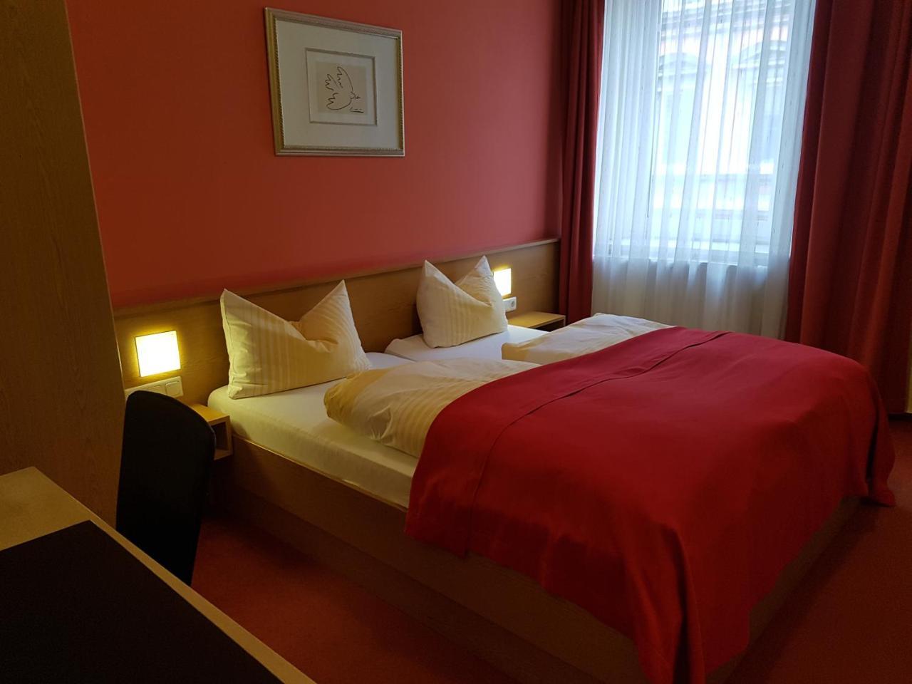 Hotel Am Kuhbogen هوف المظهر الخارجي الصورة