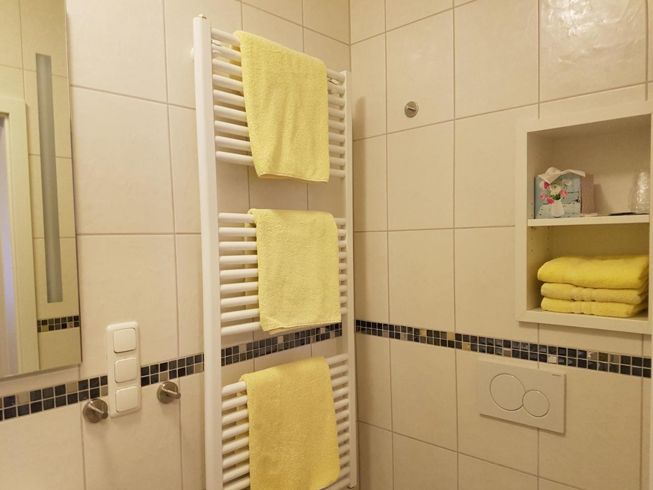 Hotel Am Kuhbogen هوف المظهر الخارجي الصورة