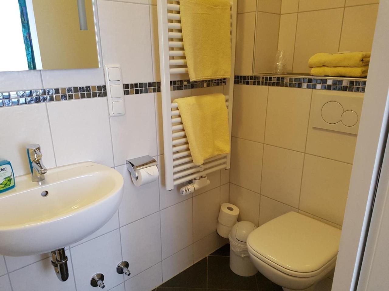 Hotel Am Kuhbogen هوف المظهر الخارجي الصورة