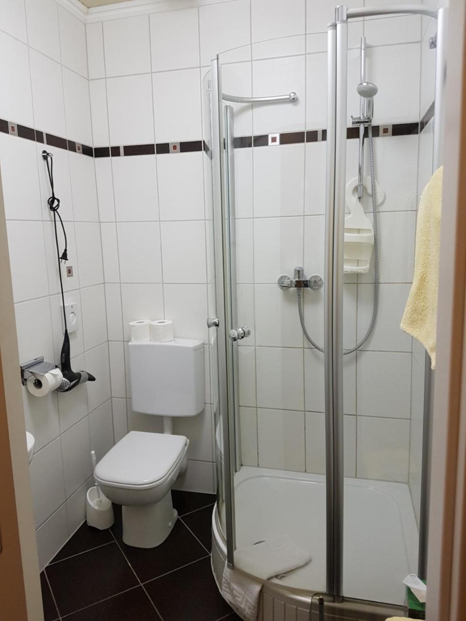 Hotel Am Kuhbogen هوف المظهر الخارجي الصورة